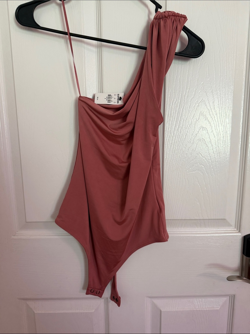 Express One-Shoulder Bodysuit in Dusty Mauve
